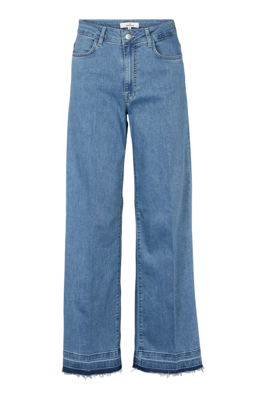 basicapparel20261012150751178422