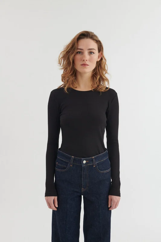 basicapparel20261012151521180024