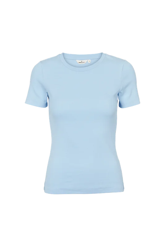basicapparel20261012152256181528