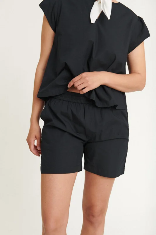 basicapparel20261012153822185012