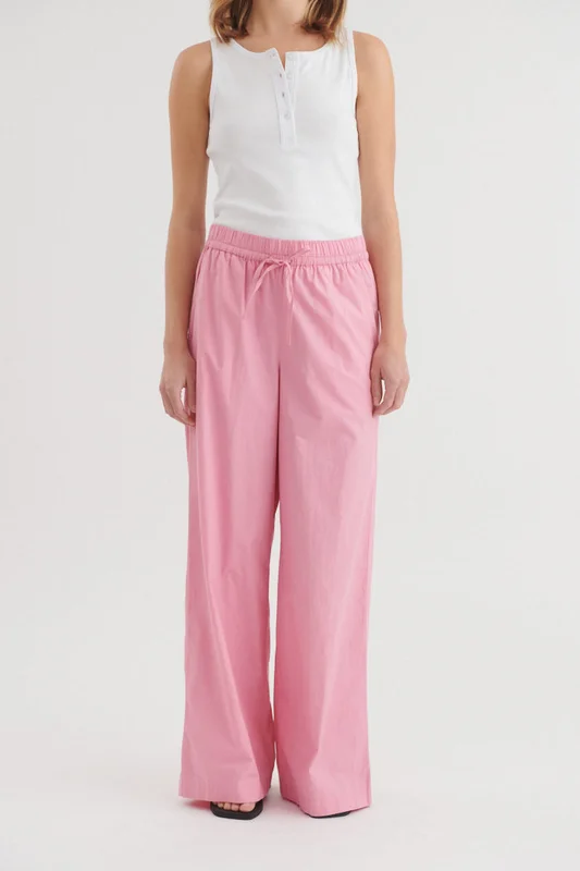 basicapparel20261012155558189280