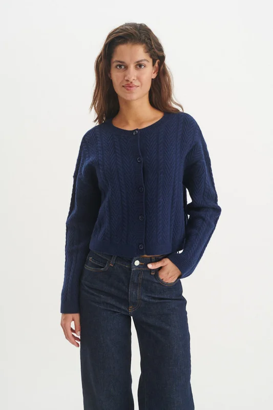 basicapparel20261012160411191478