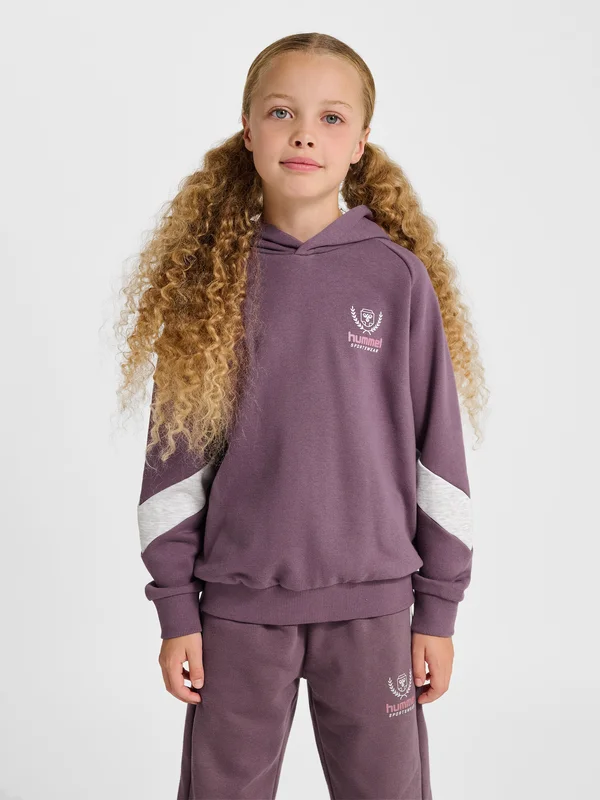 hummel20261012172653210329