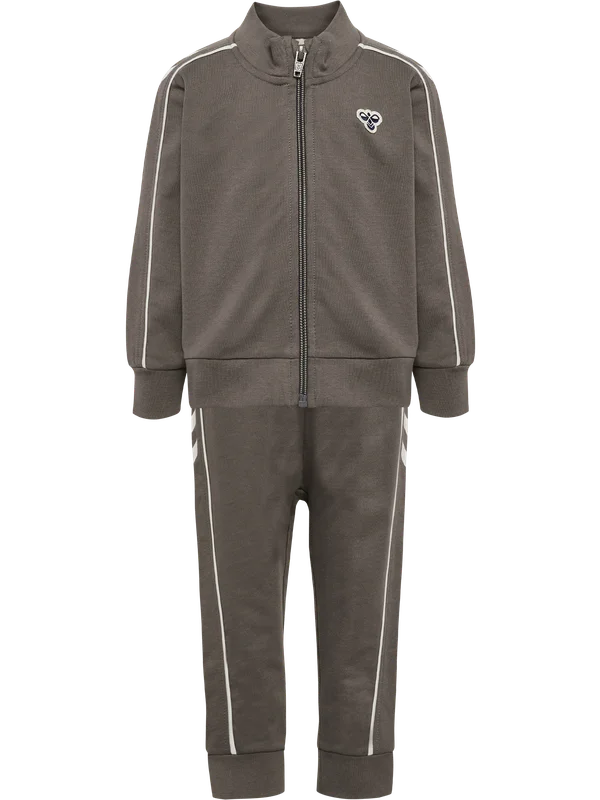 hummel20261012172828210677