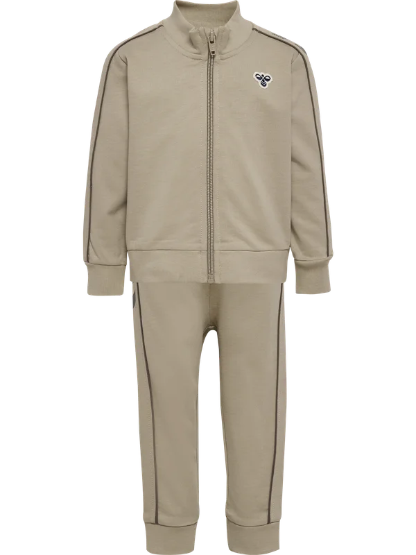 hummel20261012172830210682