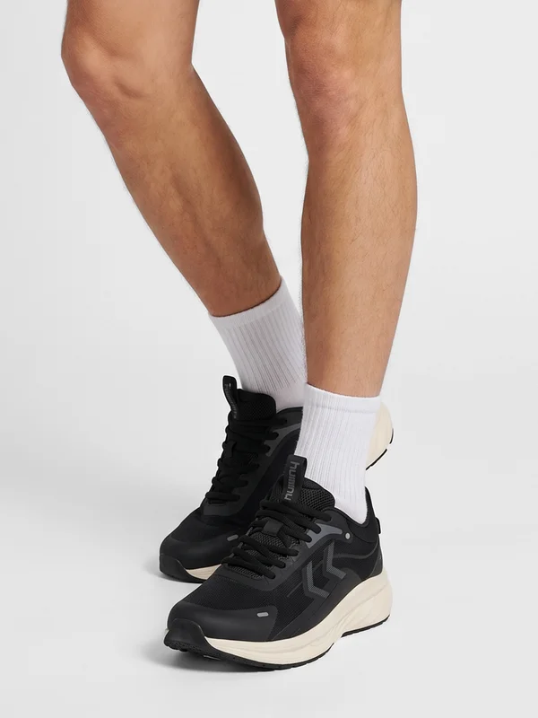 hummel20261012182720220474