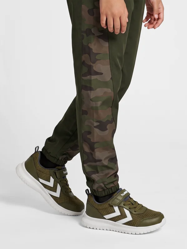 hummel20261012183342221037