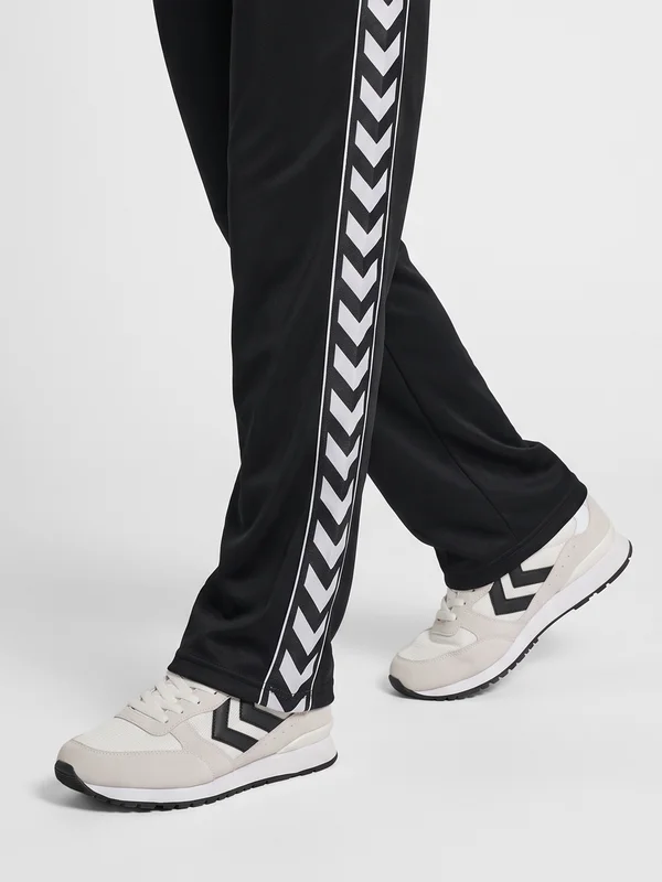 hummel20261012185017222403