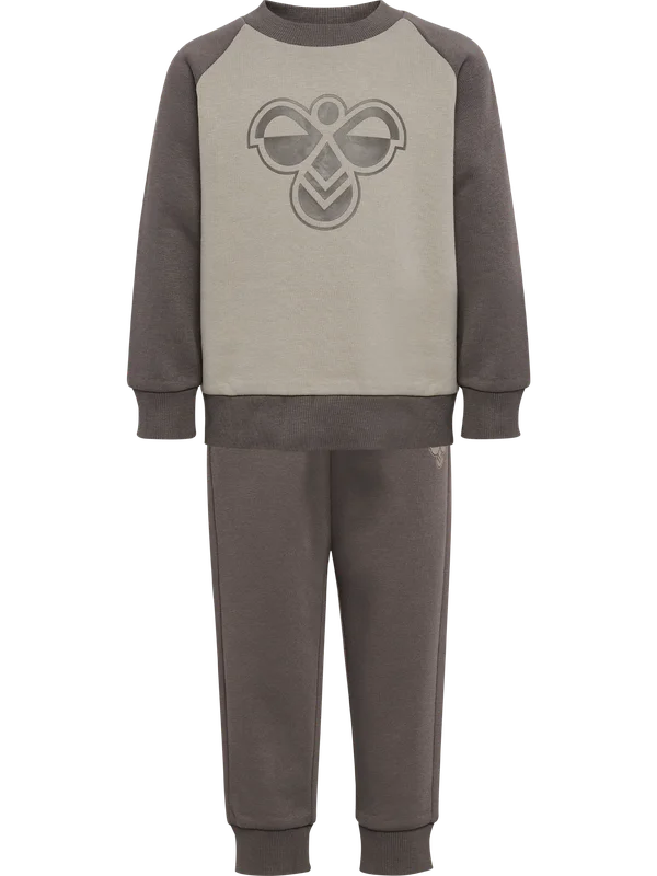 hummel20261012200752225068